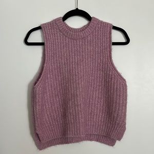 Universal Threads Crewneck Sleeves Sweater vest